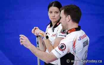Canada's Gushue and Einarson miss podium at world mixed doubles curling championship