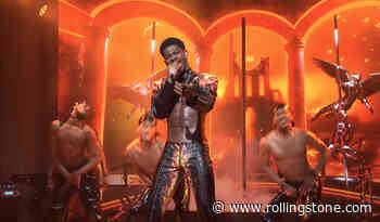 Lil Nas X Endures Wardrobe Malfunction During ‘Montero’ on ‘SNL’