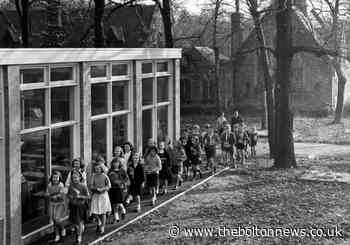 Photo records first day for Lever Bridge's brand new school