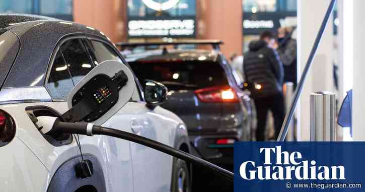 Britain’s electric car charging network boosted by £300m funding