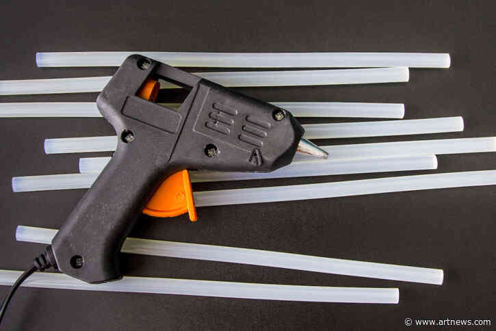 The Best Mini Hot Glue Guns for Small Projects