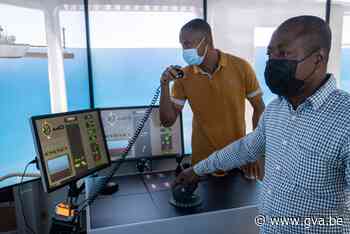 Beninse sleepbootkapiteins leren in Antwerpen de kneepjes van het vak - Gazet van Antwerpen