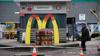 McDonald's Branches Forced To Close Due To Food Shortages After Blockade - LADbible