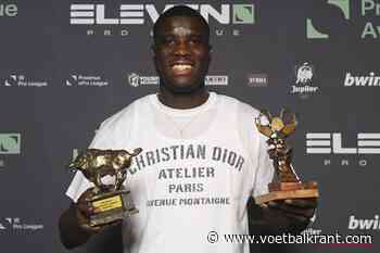 Mag Genk hopen op nog een seizoentje met zijn vlotscorende reus? &quot;Of ik een Genkie blijf? Tuurlijk, waarom niet?&quot;