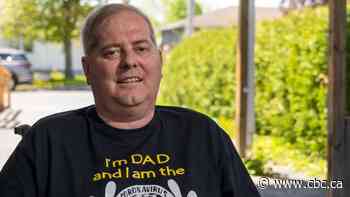 Doctors said this Quebec man would die of COVID-19. His family had other ideas