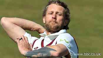 Gareth Berg: Northants all-rounder signs one-year contract extension