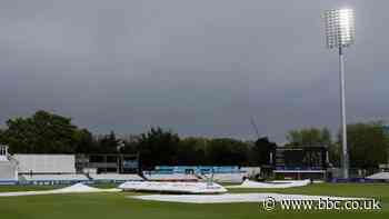 County Championship: Essex and Warwickshire draw after rain ruins final day