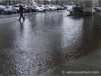 Rain began. Ванкувер дождь. Дождливый Ванкувер. Heavy Rain weather. Ванкувер погода зимой дождь.