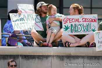 Mississippi Protesters: Revive Medical Marijuana Proposal