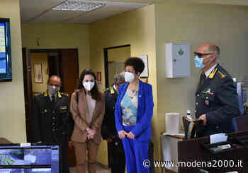 Visita del Prefetto al Comando Provinciale della Guardia di Finanza di Modena - Modena 2000