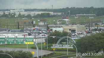Houston weather: Bush Airport experiencing flight delays amid afternoon storms - KTRK-TV