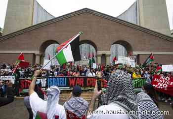 More than 3,000 march in Houston for solidarity rally with Palestinians - Houston Chronicle