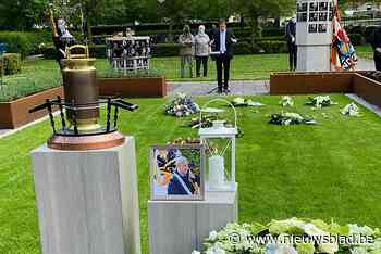 Fanfare Wampegalm neemt afscheid van vlaggendrager Frans Van Beers