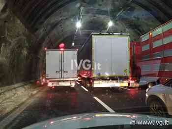 Ancora code sulla A10: auto ribaltata tra Voltri e Pegli, traffico bloccato anche tra Celle e Savona - IVG.it