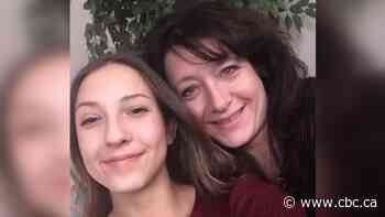 Saskatoon family getting ready for virtual graduation ceremony during COVID-19