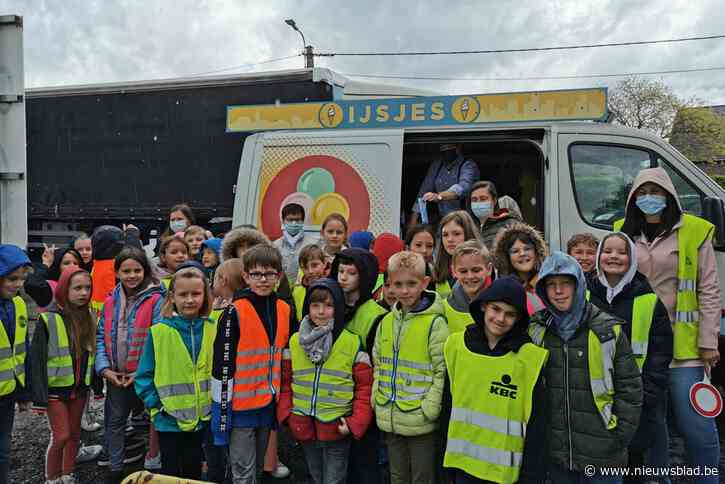 Een ijsje in ruil voor meer verkeersveiligheid
