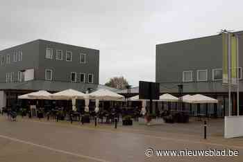 Foyer van ontmoetingscentrum is stille studieruimte