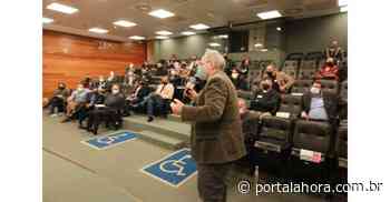 Prefeito de Imbituba participa de debate na Alesc sobre desestatização dos portos; gestor propõe entrega do porto imbitubense ao município - Portal AHora