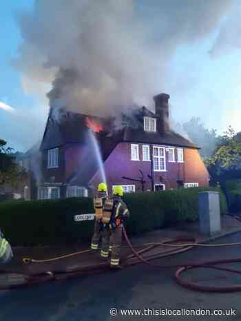 Firefighters tackle blaze in Hill Top, East Finchley