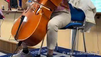 Sorda dalla nascita e musicista raffinata: Giulia Mazza ha incantato studenti e professori - Udine Today