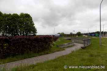 Buren Turnhoutsebaan kanten zich tegen 20 meter hoog kantoorgebouw