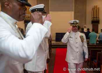 USS Rhode Island (SSBN 740) (Gold) Welcomes New Commanding Officer - DVIDS