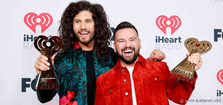 Dan + Shay Win Best Duo/Group at iHeartRadio Music Awards 2021