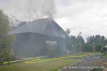 Paviljoen op kasteeldomein vat vuur (Geetbets) - Het Nieuwsblad