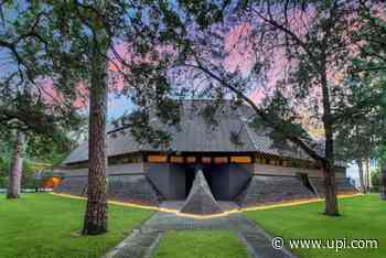 Houston's 'Darth Vader house' listed for $4.3 million - UPI News