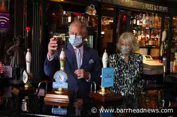 Charles pulls a pint in Prince of Wales pub - Barrhead News