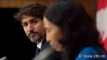 Federal health officials give COVID-19 update