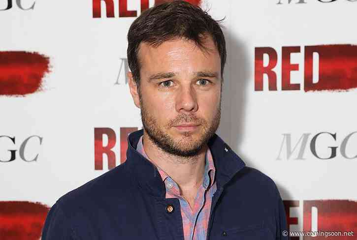 Rupert Evans Cast as Bridgerton Patriarch in Netflix’s Bridgerton Season 2