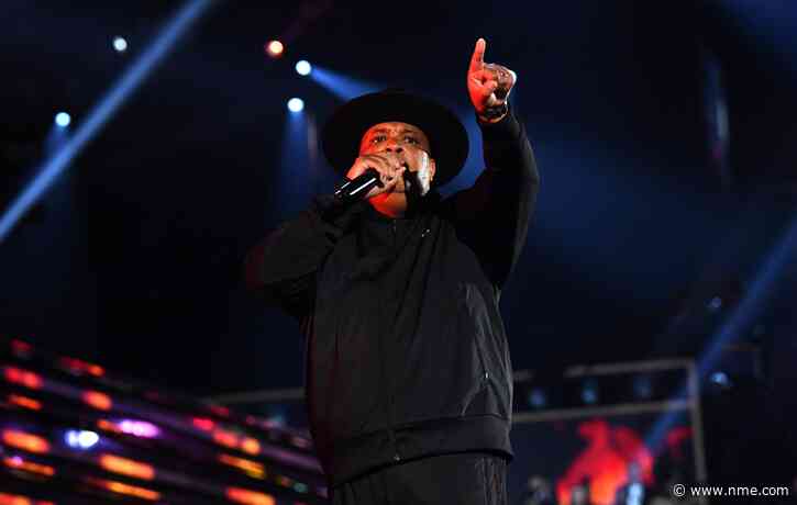 Watch Run-DMC’s Rev Run rap ‘It’s Tricky’ back to a fan while in traffic