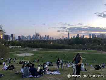 Good vibes, local eats and washroom accessibility: A guide to Toronto parks from Christie Pits to Riverdale - Toronto Star