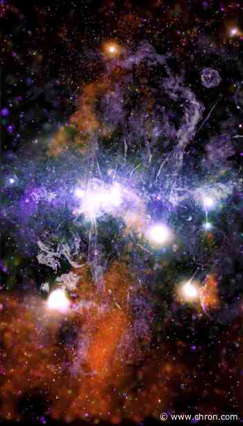 NASA releases stunning new pic of Milky Way's 'downtown'