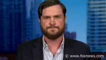 Army vet says school rescinded coaching position because of social media posts - Fox News