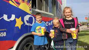 Tisdale residents enjoy food and sunshine at food truck event