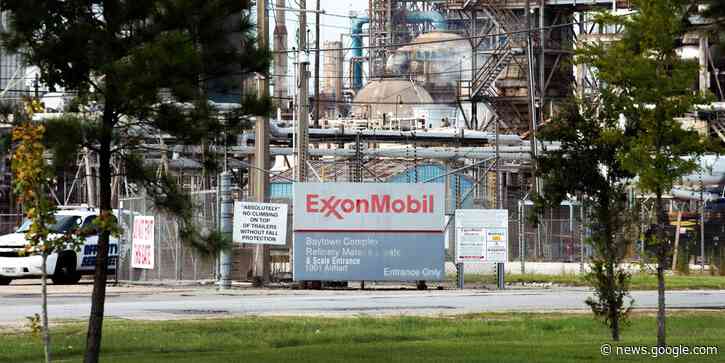 Investors Give Exxon Payback for Frustrations on Strategy and Climate - The Wall Street Journal
