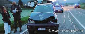 Clusone, investe due cerve: illesa. «Un boato, auto distrutta» - L'Eco di Bergamo