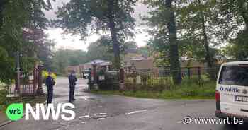 Drie scholen in Evergem hermetisch afgesloten nadat scholier dacht Jürgen Conings gezien te hebben. Zoekactie levert niets op - VRT NWS