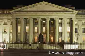 Biden Dumps Committee Favoring Neoclassical Architecture Over Sustainable Design - Treehugger