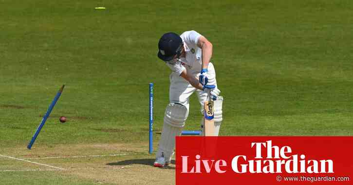 Yorkshire on back foot in Roses match, Essex beat Durham: county cricket – as it happened