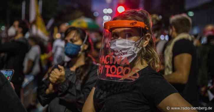 Massenproteste gegen Präsident Bolsonaro