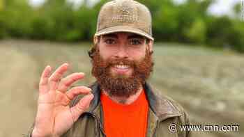 A man traveled cross-country to mine the diamonds for his girlfriend's engagement ring -- he dug up a 2.2 carat beauty
