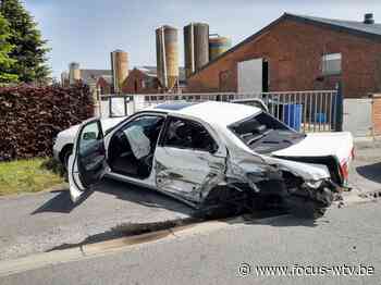 Vrouw zwaargewond na ongeval in Lichtervelde - Focus en WTV
