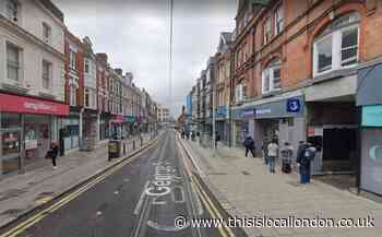 Croydon man rushed to hospital after 'knife attack'