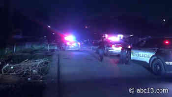 North Houston homeowner shoots man during attempted car break-in - KTRK-TV
