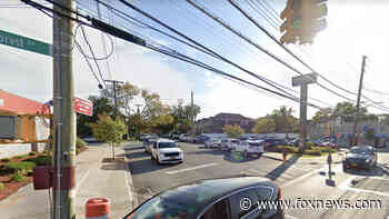 Drunk driver allegedly hits five NYPD officers on Staten Island: cops