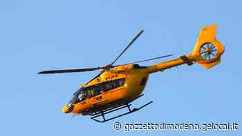 Vignola, bimbo sotto un cancello: ricoverato a Bologna - La Gazzetta di Modena