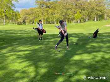 Oregon High School's varsity golf coach helps normalize women coaching men's teams - WKOW